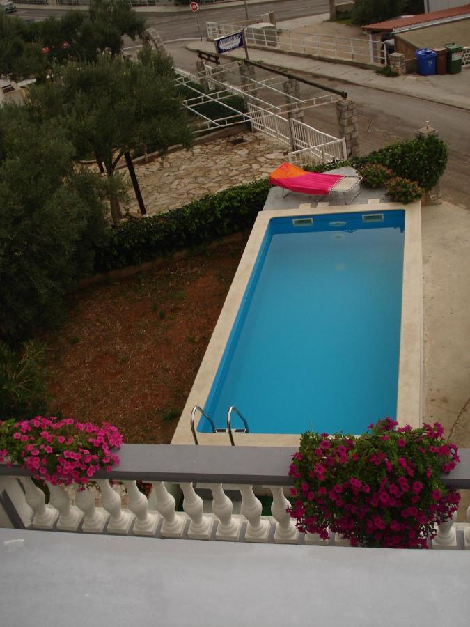 Apartments Villa Angela Đảo Krk Phòng bức ảnh