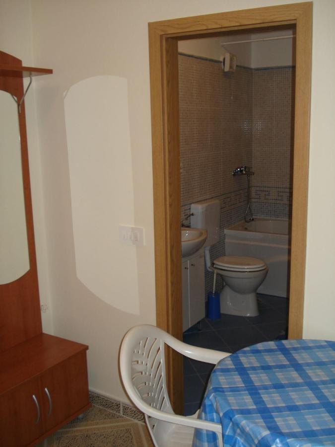 Apartments Villa Angela Đảo Krk Phòng bức ảnh