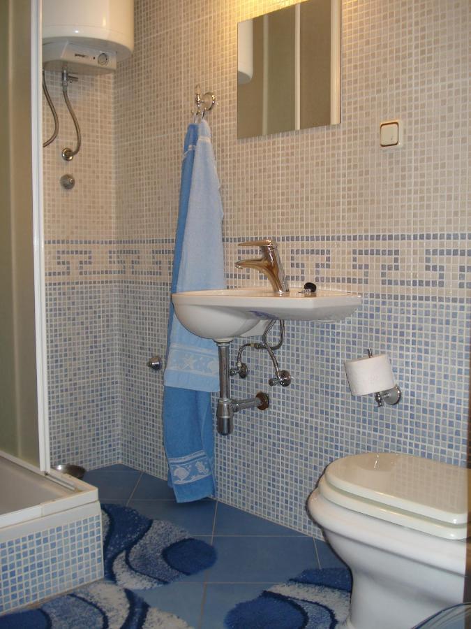 Apartments Villa Angela Đảo Krk Phòng bức ảnh
